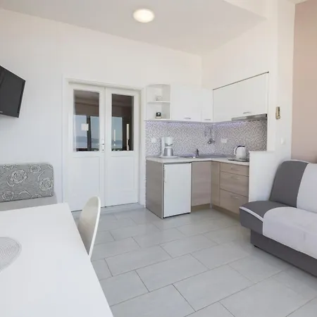 Apartmans Lale * Brela