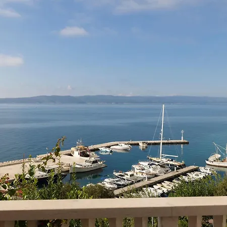 Apartmans Lale Apartman *