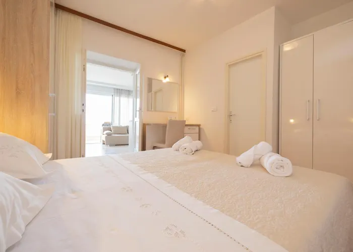 דירה Apartmans Lale *