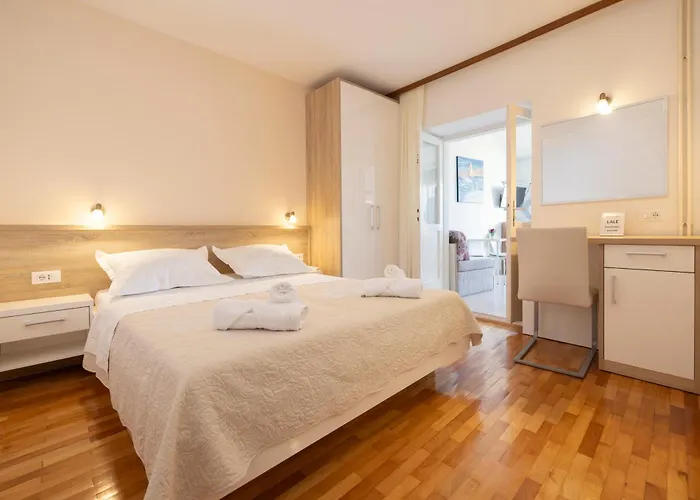 דירה Apartmans Lale *