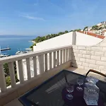 Apartmans Lale *