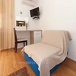Apartmans Lale ברלה