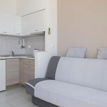 Apartmans Lale