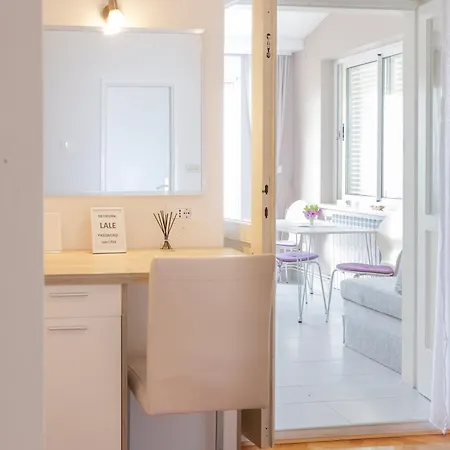 Apartmans Lale Apartment