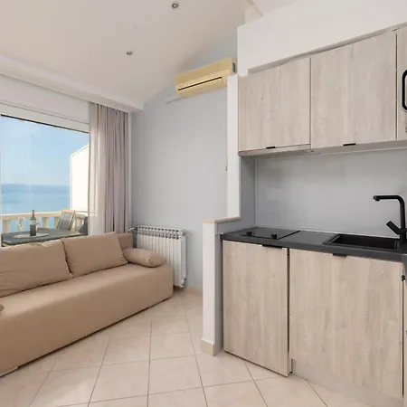 Apartment Apartmans Lale *