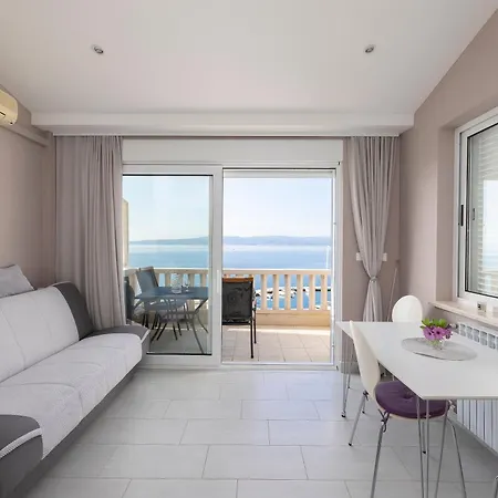 Apartmans Lale Apartment *