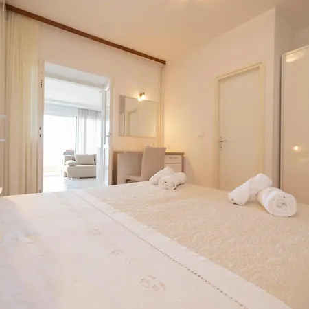 Apartment Apartmans Lale *