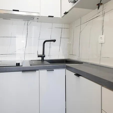 Apartmans Lale *