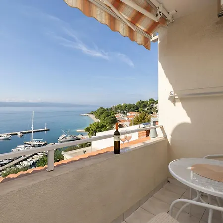 Apartment Apartmans Lale *