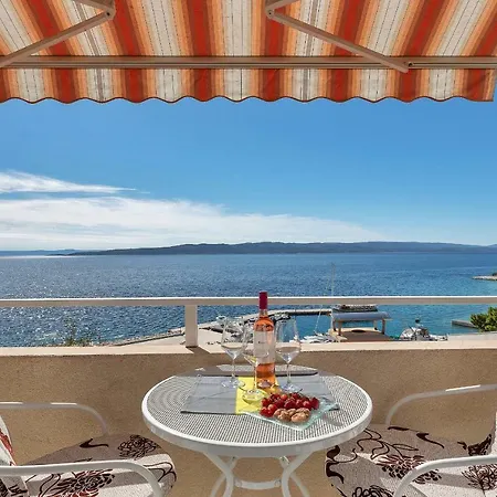 Apartmans Lale *