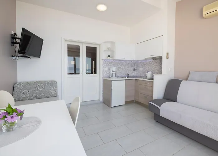 Apartmans Lale * Brela