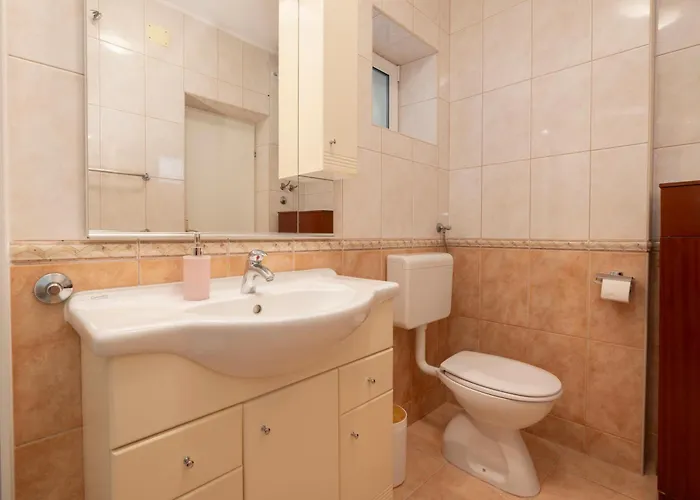 Apartmans Lale 브렐라