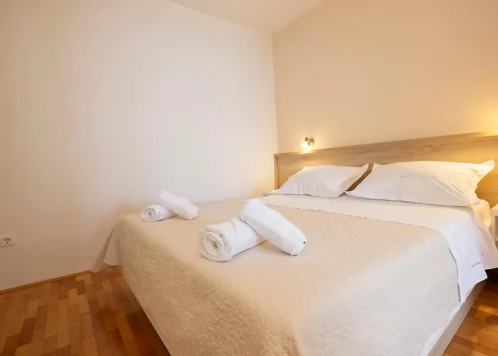 Apartmans Lale